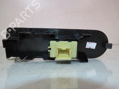 switch-renault-clio-iv-bh_-2012-2013-2014-2015-2016-2017-2018-2019-2020-2021-25278760 main image