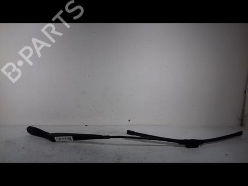 Used Front windshield wiper arm VOLVO V50 (545) 2.0 D (136 hp) 14894323