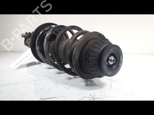 Used Right front shock absorber TOYOTA YARIS (_P13_) 1.5 Hybrid (NHP130_, NHP130) (101 hp) 11039847