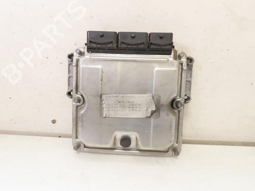 Used Engine control unit (ECU) RENAULT SCÉNIC I MPV (JA0/1_, FA0_) 1.9 dCi RX4 (102 hp) 25778920
