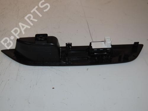 Used Switch PEUGEOT 208 II (UB_, UP_, UW_, UJ_) e-208 (156 hp) 21274496