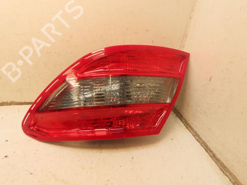 Used Right taillight Right taillight MERCEDES-BENZ C-CLASS (W204) C 220 CDI (204.008) (170 hp) 33137884 33137884