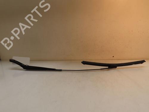 Used Front windshield wiper arm VW POLO V (6R1, 6C1) 1.6 TDI (90 hp) 17086014
