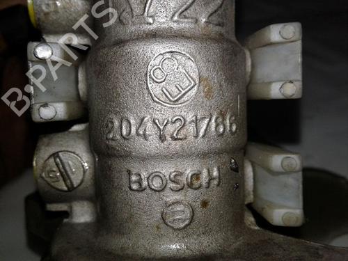 Used Brake master cylinder FIAT GRANDE PUNTO (199_) 1.3 D Multijet (75 hp) 8994375