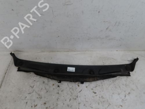 Grelha curcuvan BMW X1 (F48) sDrive 18 d (150 hp) 29551383