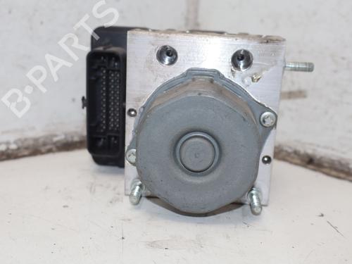 Used ABS pump ABS pump RENAULT CLIO IV (BH_) 0.9 TCe 90 (BHNF, BHMA, BHMH, BHJK, BHJR) (90 hp) 33562352 33562352