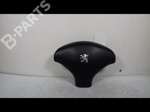 Used Driver airbag PEUGEOT 106 II (1A_, 1C_) 1.1 i (60 hp) 8993769