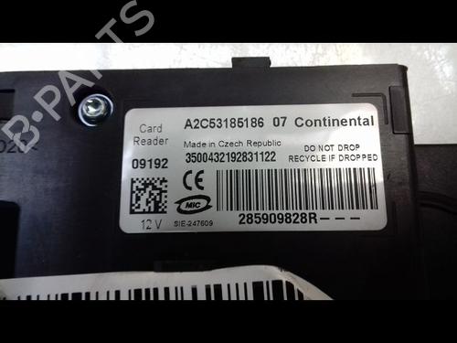 Used Card reader RENAULT GRAND SCÉNIC III (JZ0/1_) 1.9 dCi (JZ0J, JZ0N, JZ1K, JZ1S) (131 hp) 8984406