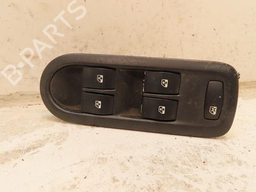 Left front window switch RENAULT MEGANE II Coupé-Cabriolet (EM0/1_) 1.9 dCi | BP28207224I27 