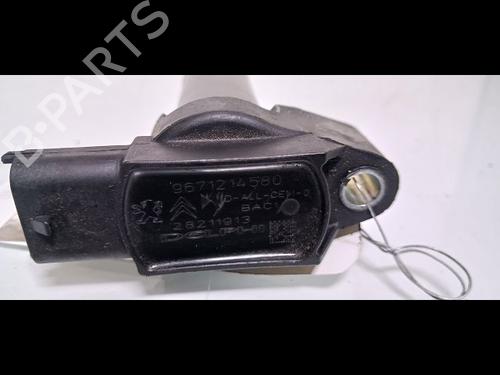 Used Ignition coil PEUGEOT 208 I (CA_, CC_) 1.0 VTi (68 hp) 15492512