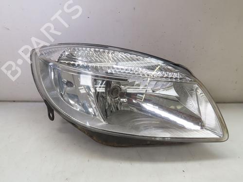 Used Right headlight SKODA ROOMSTER (5J7) 1.4 TDI (80 hp) 19123730