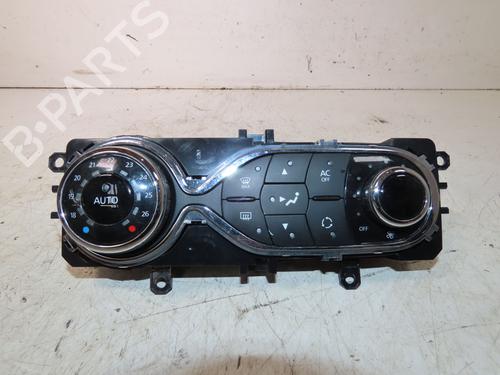 Used Climate control RENAULT CAPTUR I (J5_, H5_) 1.5 dCi 110 (110 hp) 31077988