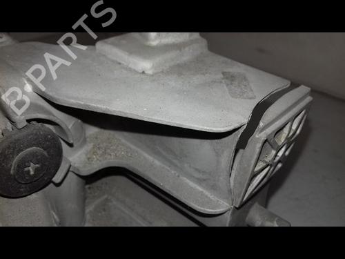 Used Right headlight HYUNDAI COUPE I (RD) 2.0 16V (139 hp) 8979667