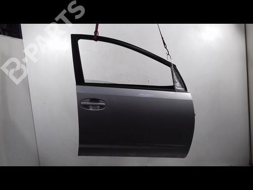 Used Right front door TOYOTA PRIUS Liftback (_W2_) 1.5 Hybrid (NHW20_, NHW20R) (112 hp) 10684666