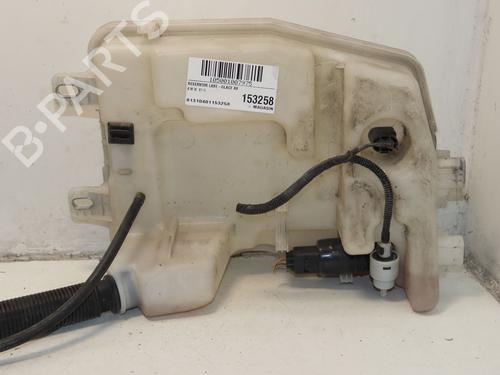 Used Windscreen washer tank BMW X1 (F48) sDrive 18 d (150 hp) 29516439
