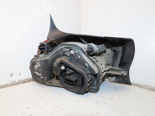 hjre-baglygte-citroen-c4-cactus-2014-31935549 main image