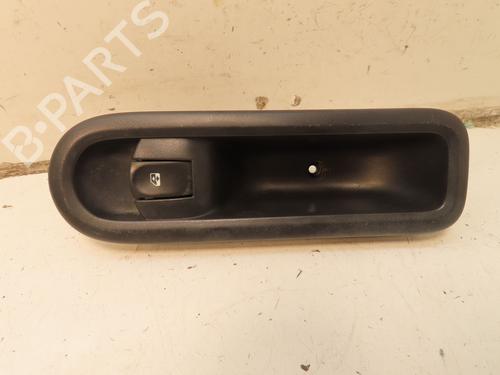 switch-renault-twingo-ii-cn0_-2007-33137397 main image