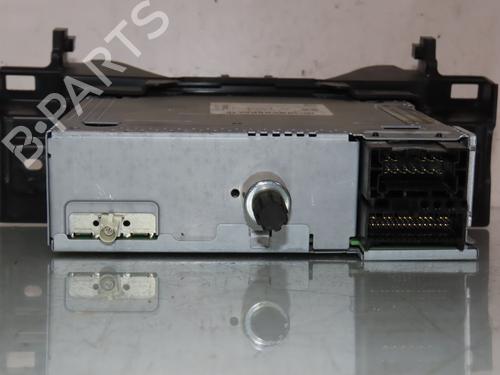 Used Radio RENAULT KANGOO / GRAND KANGOO II (KW0/1_) 1.5 dCi 90 (KW05, KW08, KW0G, KW11) (90 hp) 24920203