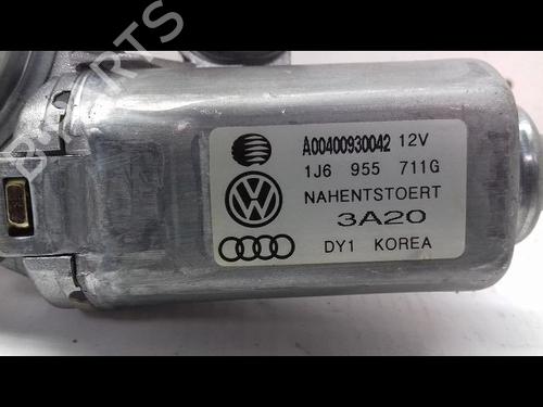Used Rear wiper motor VW GOLF IV (1J1) 1.9 TDI (101 hp) 8996467