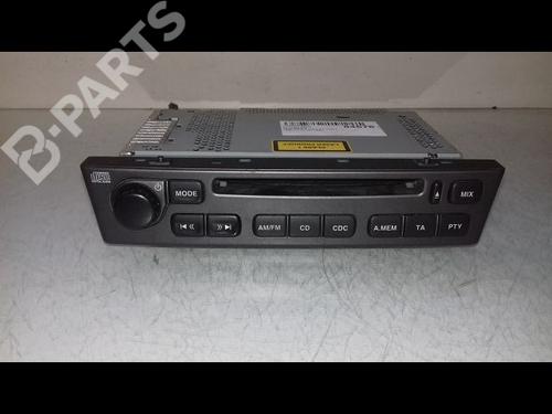 Radio JAGUAR X-TYPE I Estate (X400) 2.0 D (130 hp) 8979715