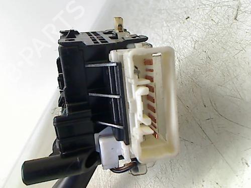 Used Steering column stalk Steering column stalk TOYOTA RAV 4 II (_A2_) 2.0 D 4WD (CLA20_, CLA21_, CLA20R, CLA21R) (116 hp) 8977228 8977228