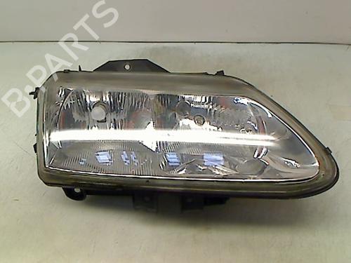 Right headlight RENAULT ESPACE III (JE0_) 2.2 dCi (JE0S) | BP8977854C29