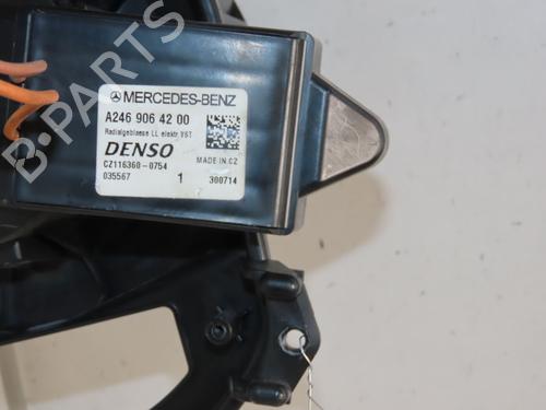 Used Heater blower motor MERCEDES-BENZ GLA-CLASS (X156) GLA 220 CDI 4-matic (156.905) (170 hp) 26280527