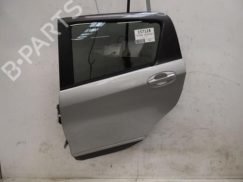 Dør venstre bagtil Dør venstre bagtil TOYOTA YARIS (_P13_) 1.5 (NSP131_) (112 hp) 34357559 34357559