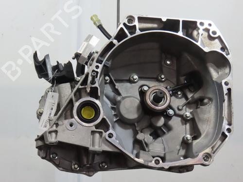 manual-gearbox-renault-clio-v-b7_-10-tce-100-b7mt-320107059r-2019-21392140 main image
