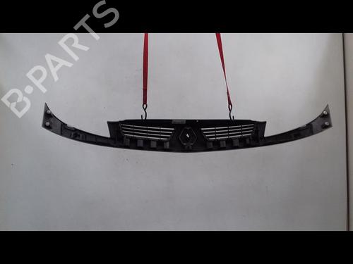 front-grille-renault-kangoo-kc01_-19-dci-4x4-7701062876-1997-9389451 main image