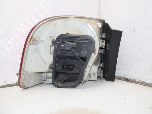 Used Right taillight Right taillight VW TOUAREG (7LA, 7L6, 7L7) 2.5 R5 TDI (174 hp) 33727486 33727486