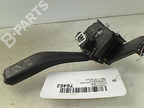 Used Steering column stalk SEAT ALTEA XL (5P5, 5P8) 1.9 TDI (105 hp) 8974841