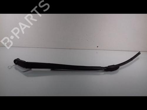 Used Front windshield wiper arm TOYOTA AURIS (_E15_) 2.0 D-4D (ADE150_, ADE150R) (126 hp) 14894611