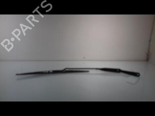 Used Front windshield wiper arm Front windshield wiper arm 14894357 14894357