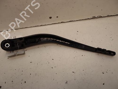 Used Rear windshield wiper arm Rear windshield wiper arm HONDA JAZZ IV (GK_) 1.3 (102 hp) 40241814 40241814