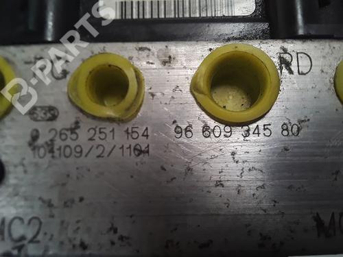 ABS pump CITROËN C4 Grand Picasso I (UA_) 2.0 HDi 138 | BP9002244M43