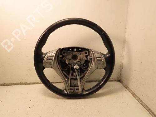 Volant NISSAN QASHQAI II (J11, J11_) 1.2 DIG-T (115 hp) 33136947