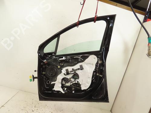 Right front door PEUGEOT 208 I (CA_, CC_) 1.2 VTI 82 | BP26570732C3