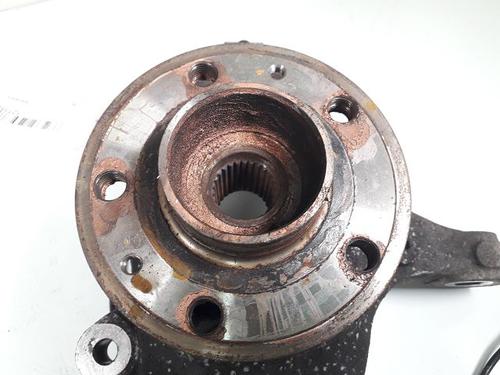 Used Left front steering knuckle RENAULT LAGUNA III (BT0/1) 2.0 dCi (BT07, BT0J, BT14, BT1A, BT1S) (131 hp) 9821893