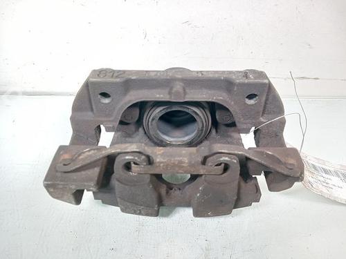 Used Right front brake caliper BMW 3 (E90) 320 i (150 hp) 14891383