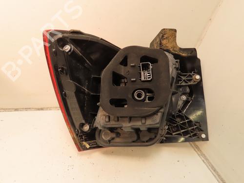 Fanale posteriore destro VW POLO VI (AW1, BZ1, AE1) 1.6 TDI (80 hp) 31325273