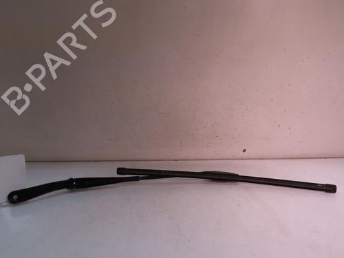 Used Front windshield wiper arm DACIA SANDERO 1.5 dCi (86 hp) 16859957
