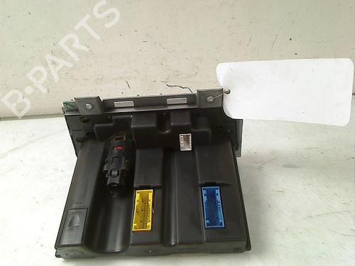 climate-control-alfa-romeo-156-932_-19-jtd-932a2b00-932a2c00-156051440-1997-1998-1999-2000-2001-2002-2003-2004-2005-15745245 main image