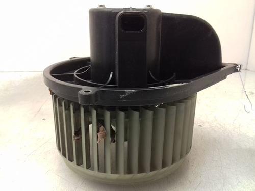 Used Heater blower motor PEUGEOT BOXER Van (244) 2.0 HDi (84 hp) 8977984