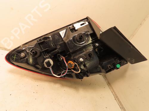 Used Right taillight RENAULT CAPTUR II (HF_) TCe 140 (HFN0) (140 hp) 31325270