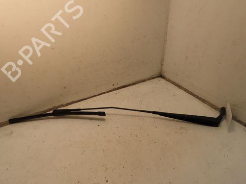Used Front windshield wiper arm CITROËN C3 AIRCROSS II (2R_, 2C_) 1.5 BlueHDi 110 (110 hp) 32354375