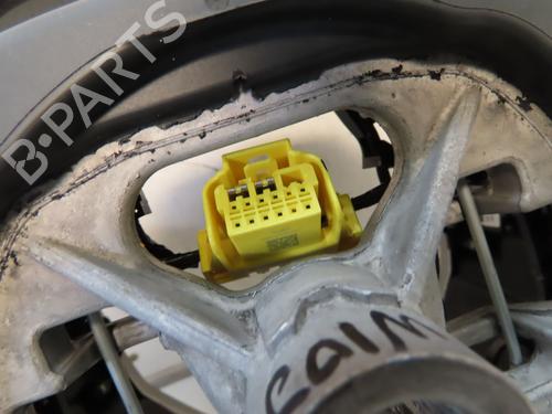 Steering wheel PEUGEOT 2008 II (UD_, US_, UY_, UJ_, UR_, UC_) e-2008 (UKZKXZ) | BP25149884C49