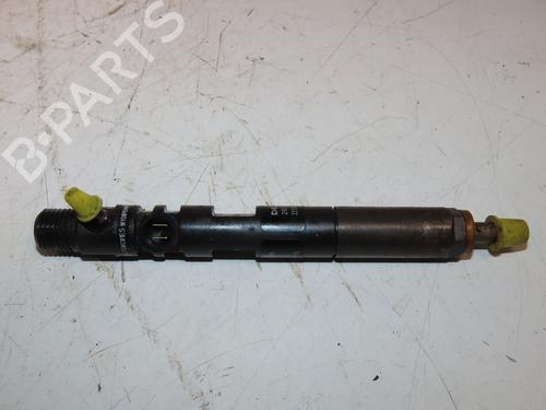 Used Injector RENAULT CLIO III (BR0/1, CR0/1) 1.5 dCi (75 hp) 30950549