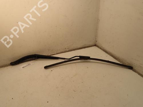 Used Front windshield wiper arm RENAULT MEGANE IV Hatchback (B9A/M/N_) 1.0 TCe 115 (B9MD, B9MW) (114 hp) 30955130