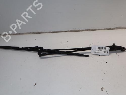 Used Front windshield wiper arm Front windshield wiper arm 38100359 38100359